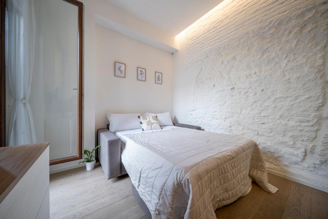 Piazza Maggiore-Luxury Apartment-Elegant Terrace โบโลญญา ภายนอก รูปภาพ