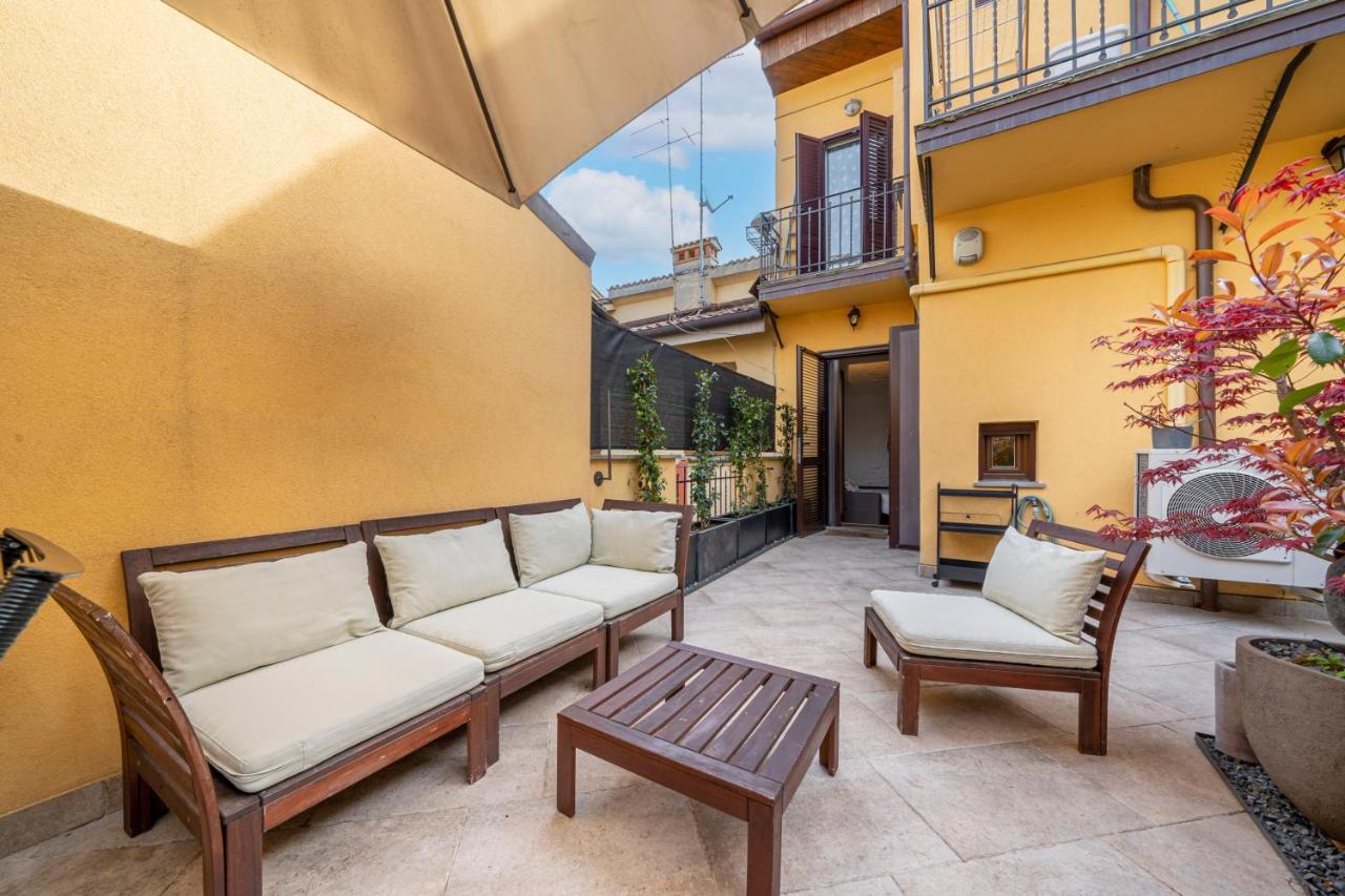 Piazza Maggiore-Luxury Apartment-Elegant Terrace โบโลญญา ภายนอก รูปภาพ
